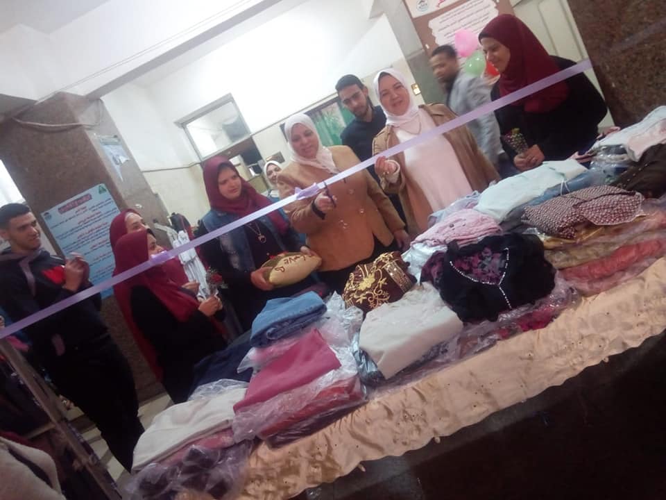  افتتاح المعرض الخيري الرابع للملابس للصيدلية الخيرية 