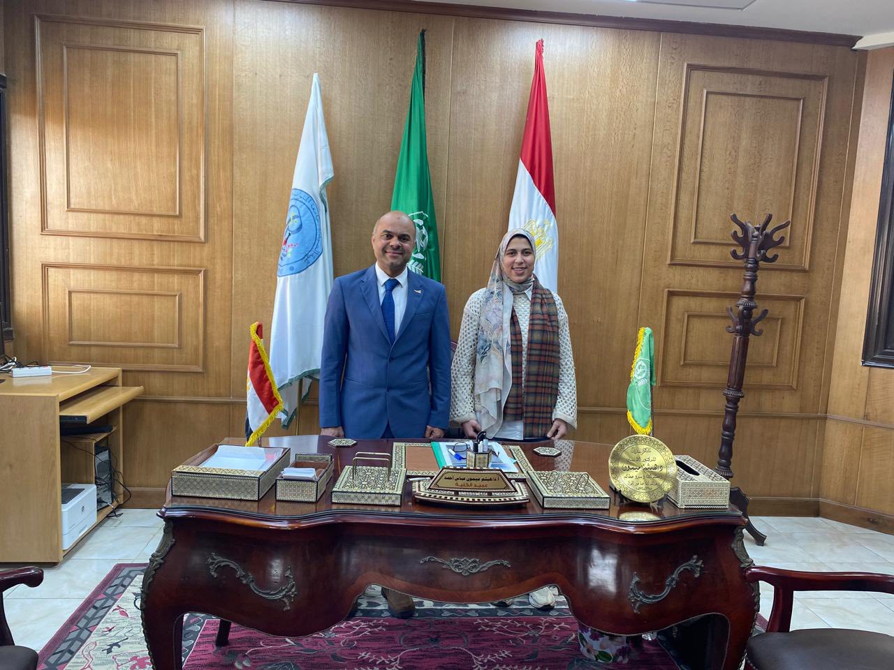 شخصية الشهر