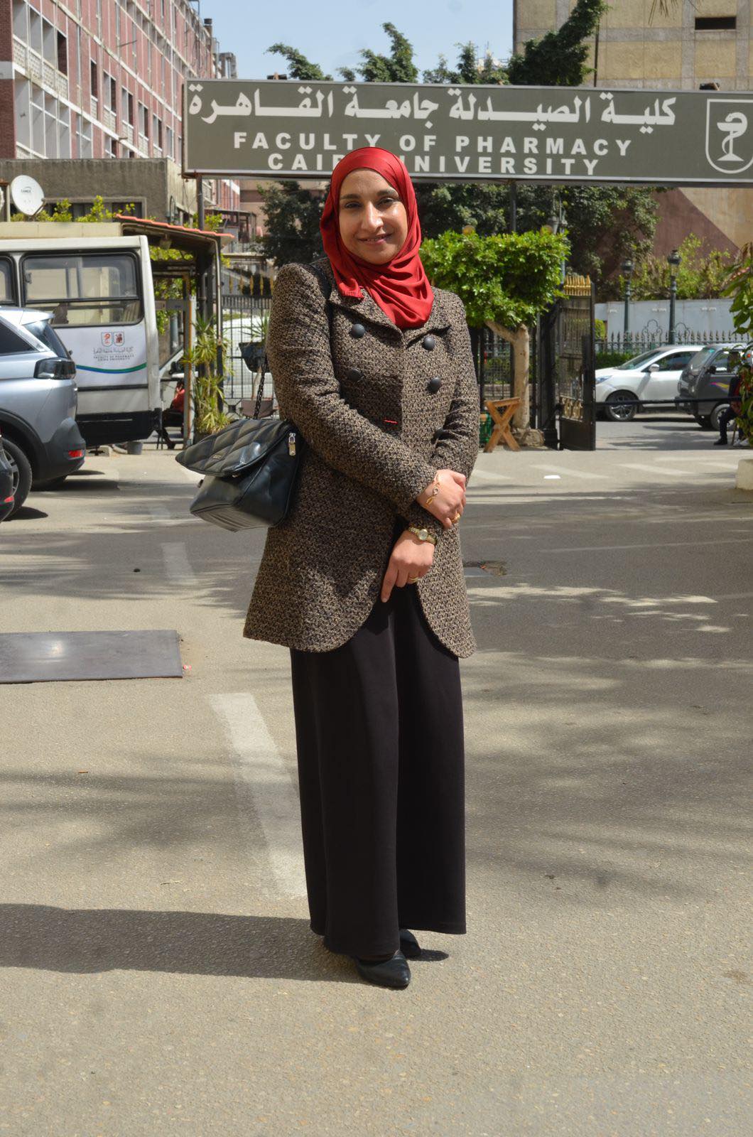 تهنئة بالترقية الأكاديمية