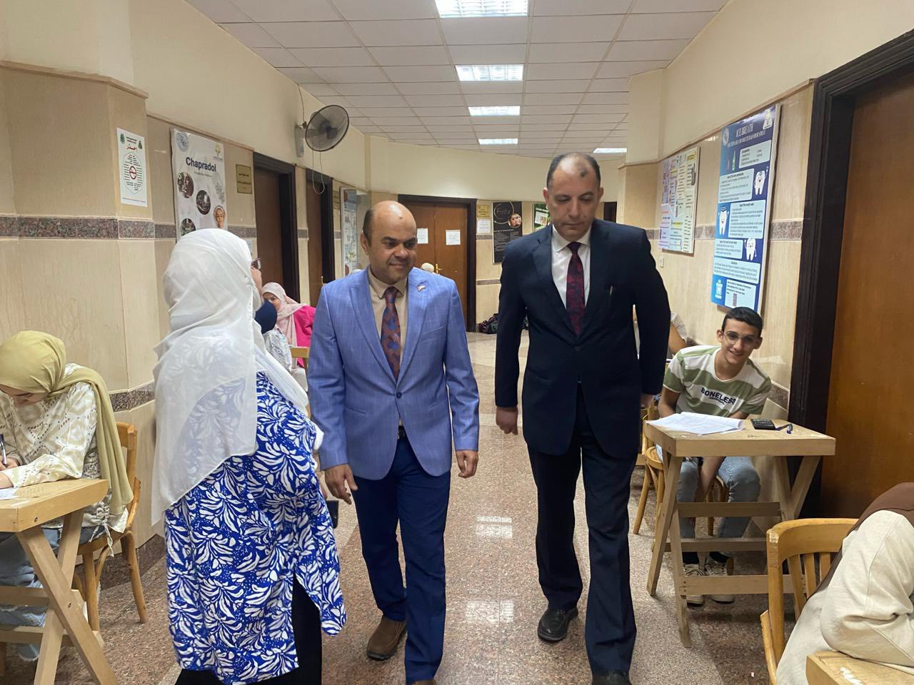 انتظام اللجان وتوفير الأجواء المناسبة للطلاب