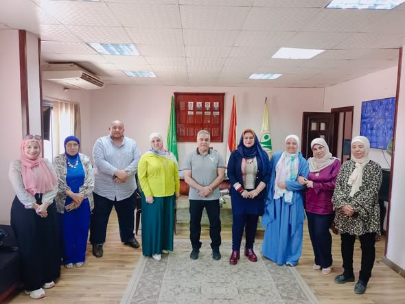 فريق مركز ضمان الجودة  يراجع معايير  الاعتماد المؤسسي لكلية  العلوم الرياضية  بجامعة المنوفية