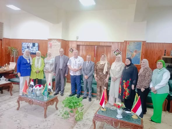 فريق مركز ضمان الجودة فى زيارة لكلية الاقتصاد المنزلي  بجامعة المنوفية 