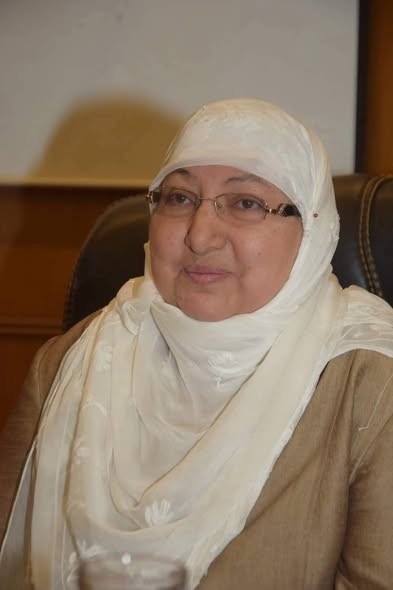 لقاء مدير مركز ضمان الجودة عبر تطبيق زووم  مع الكليات التى تستعد للتقدم  للاعتماد المؤسسي  والبرامجي  هذا العام 