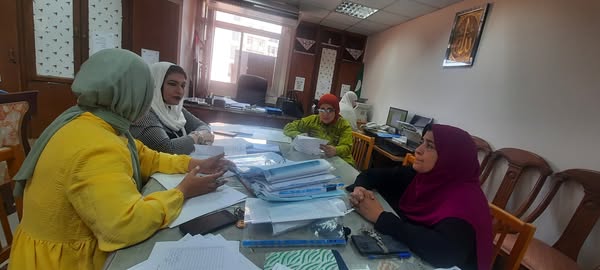 مناقشة معيار  القيادة والحوكمة مع فريق عمل إعداد ملف جامعة المنوفية 