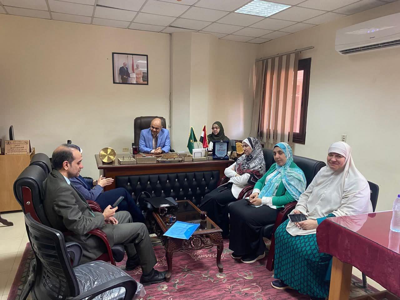 دعمًا لجودة العملية الامتحانية... مركز القياس والتقويم ينفذ زيارات ميدانية لكلية الصيدلة