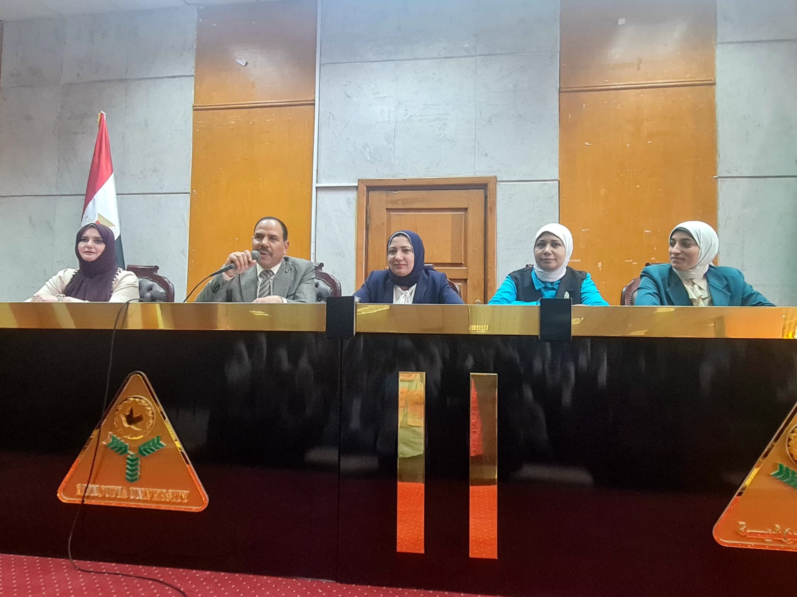 جامعة المنوفية تنظم ندوة "أسرة مستقرة... مجتمع آمن"