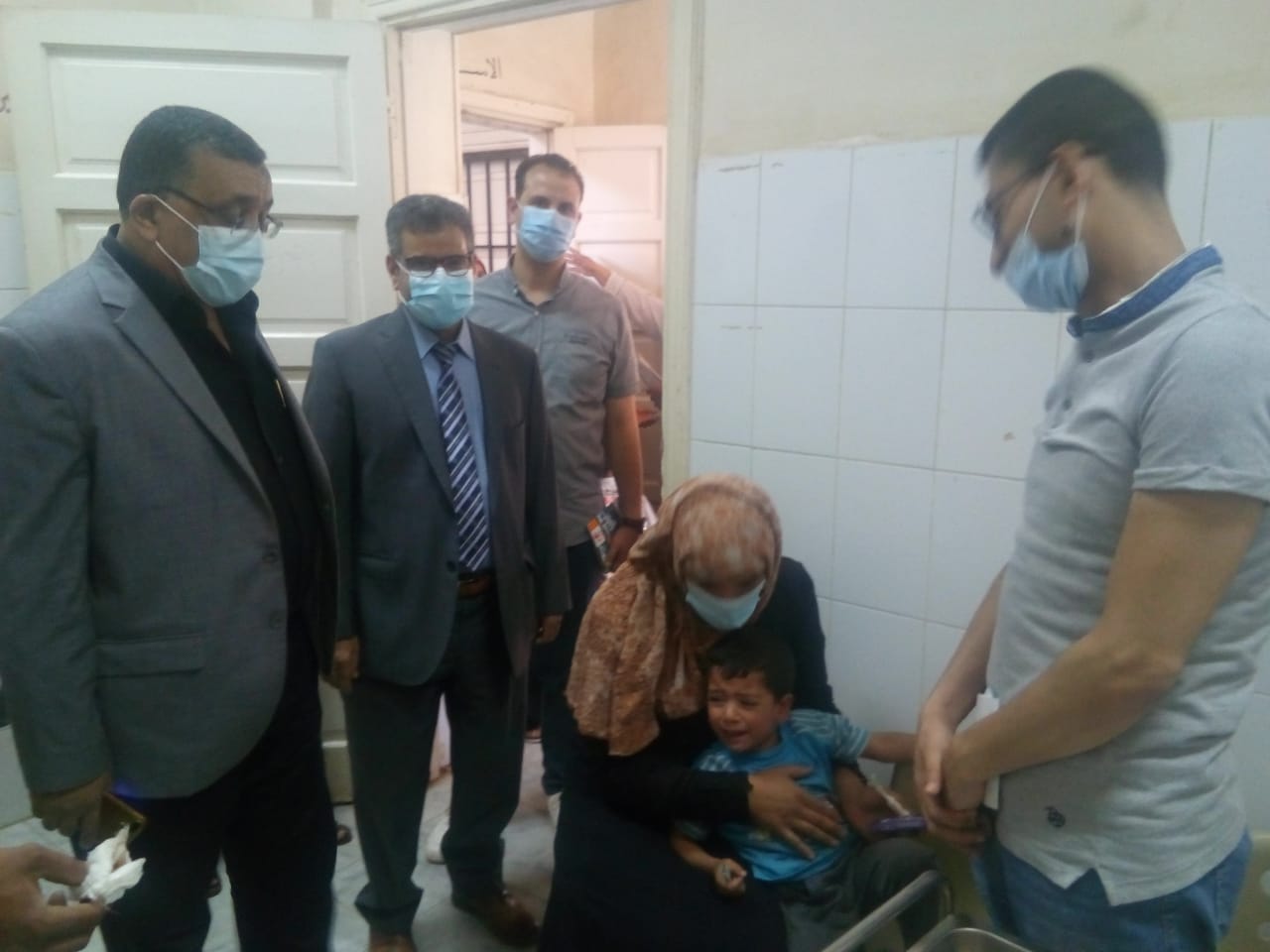 الباجوري ائب رئيس جامعة المنوفية على رأس قافلة متكاملة لقرية سمادون 