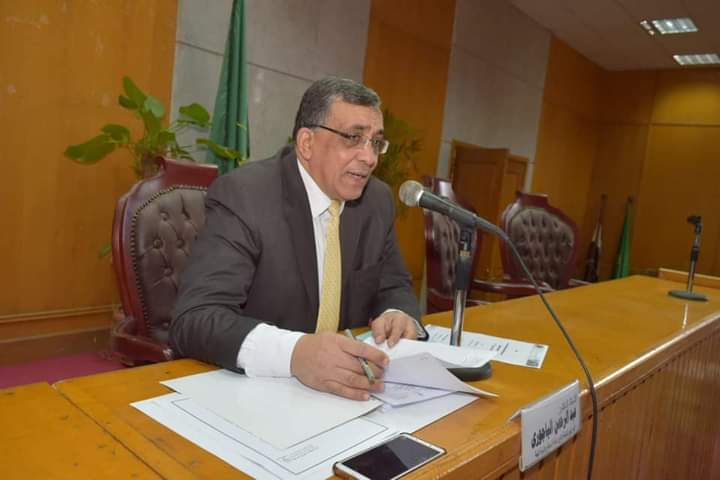 الباجوري يعقد الجلسة السادسة لمجلس شئون خدمة المجتمع وتنمية البيئة