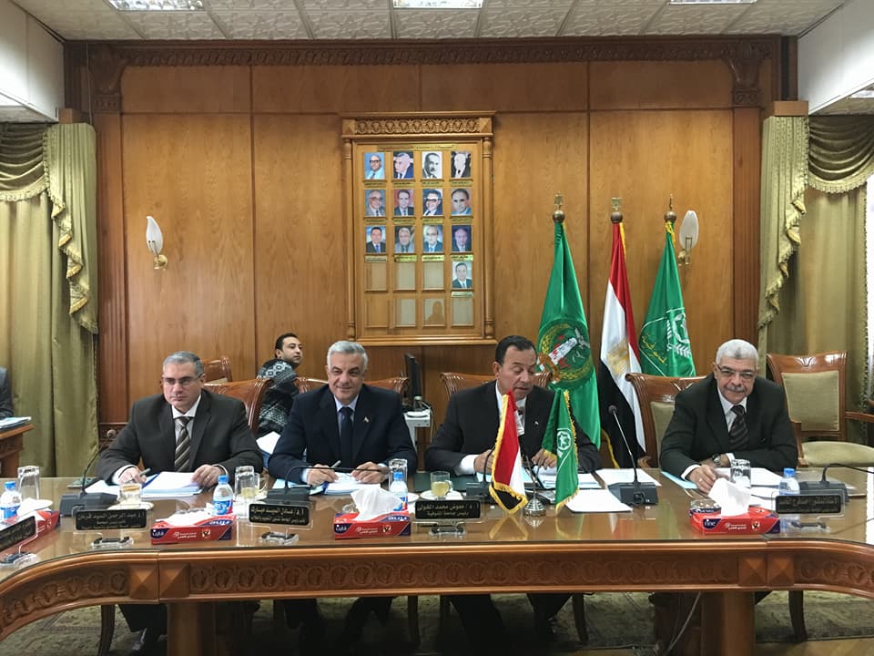مجلس الجامعة يعتمد الخطة البحثية للجامعة 