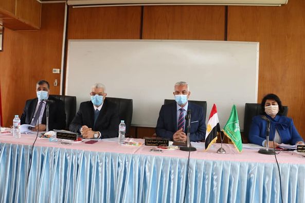 مجلس جامعة المنوفية يعقد جلسته بالمبنى الإدارى بمزرعة الراهب 