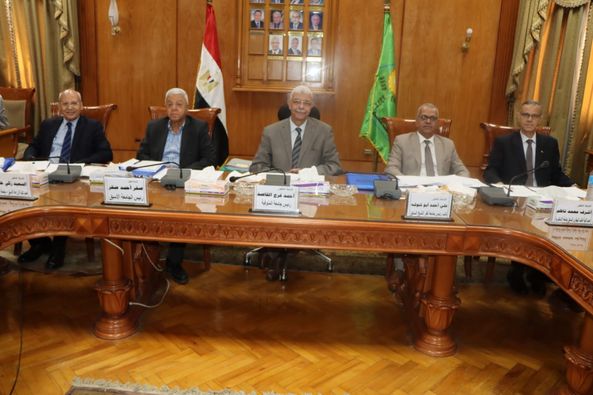 " القاصد " يراس لجنة إختيار  عميد كلية الزراعة بجامعة المنوفية 