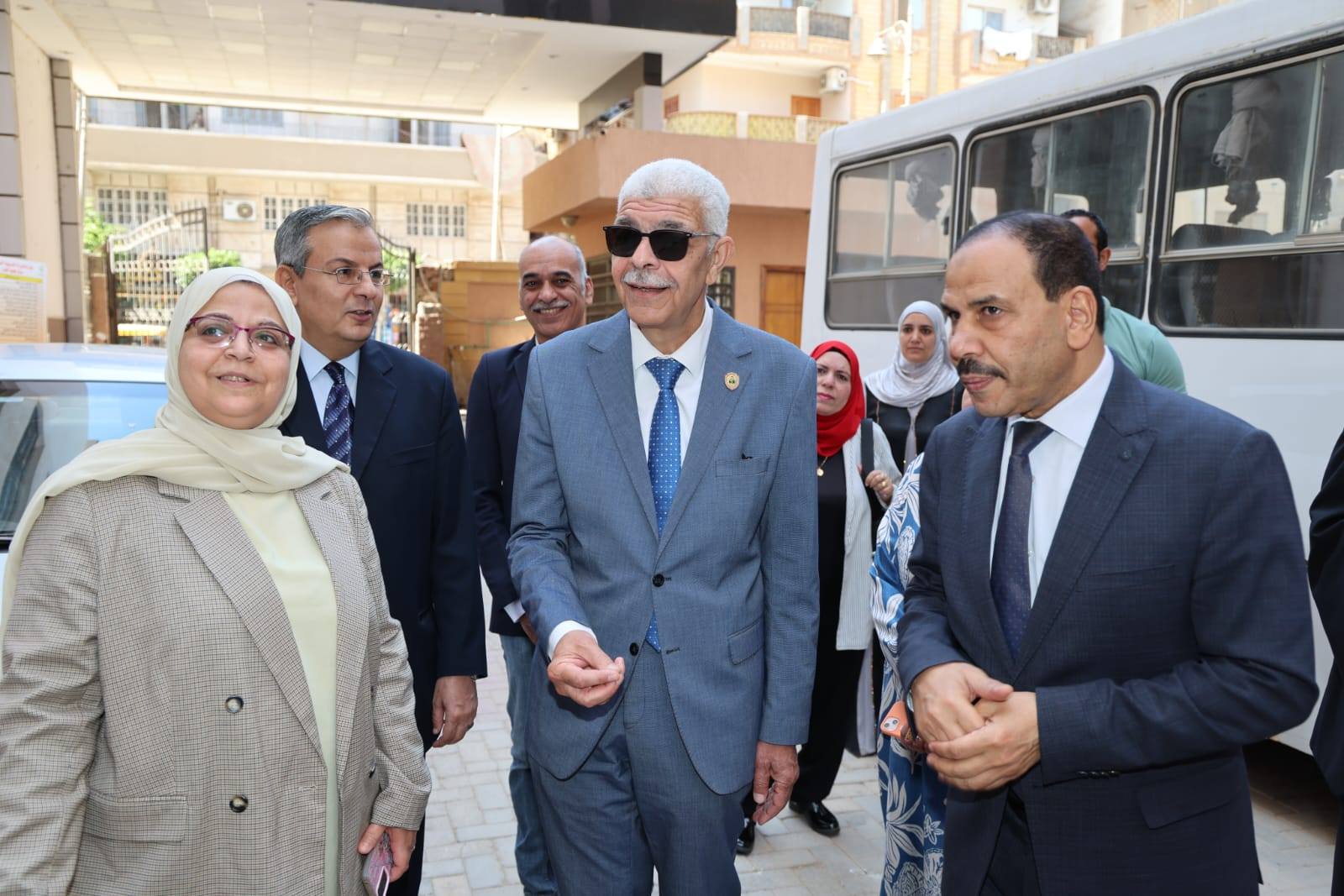 رئيس جامعة المنوفية يتابع امتحانات الفصل الدراسي الثاني بكلية التربية للطفولة المبكرة ويتفقد حضانة الكلية 
