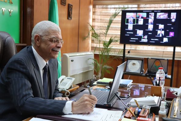 The President of Menoufia University convenes the Laboratory and Scientific Equipment Committee