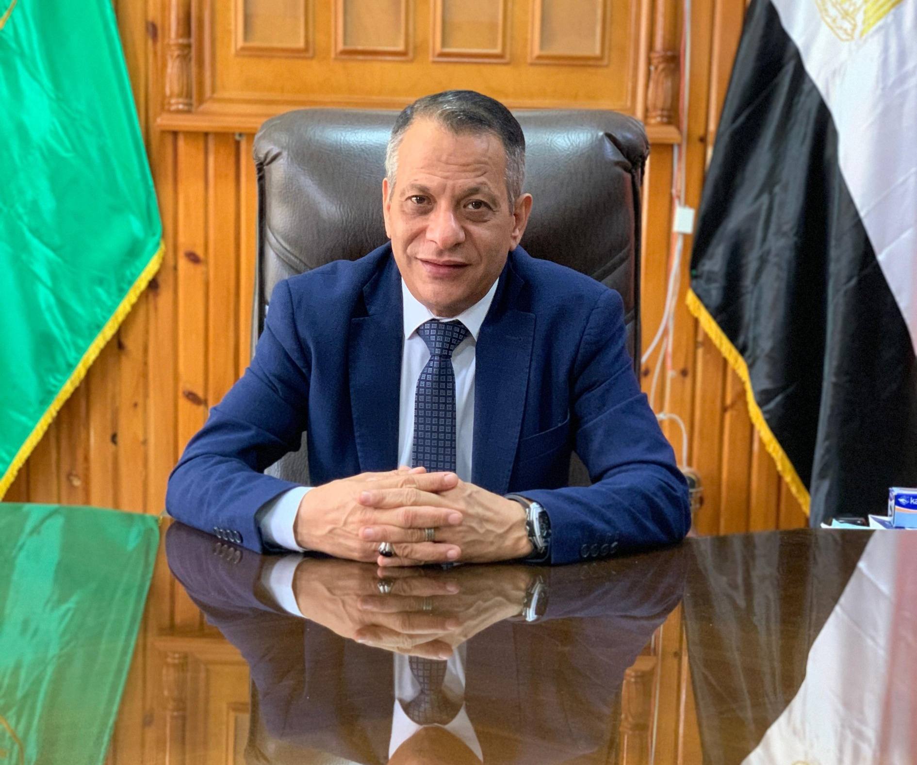 Menoufia University President Announces Public Decree Appointing Prof. Ihab El-Naasan as Dean of the Faculty of Home Economics