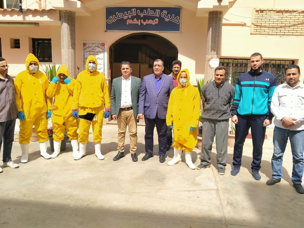 الباجوري يتابع أعمال تعقيم وتطهير كلية الطب البيطري جامعة المنوفية