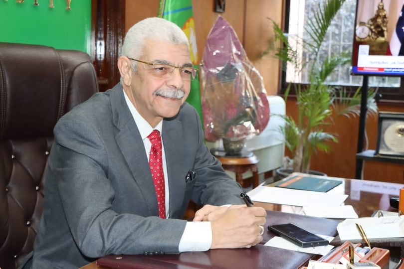 El-Kased holds his monthly meeting with the deans and assigns new controls for the development of the e-book