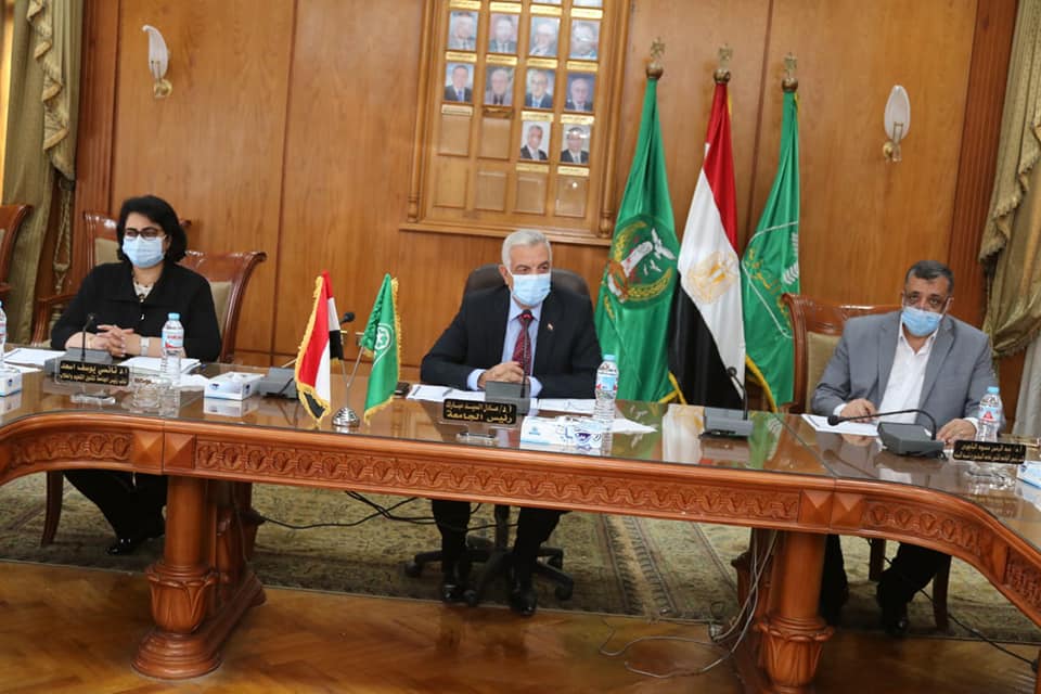 Menoufia University Facilities Committee continues its work headed by Mubarak