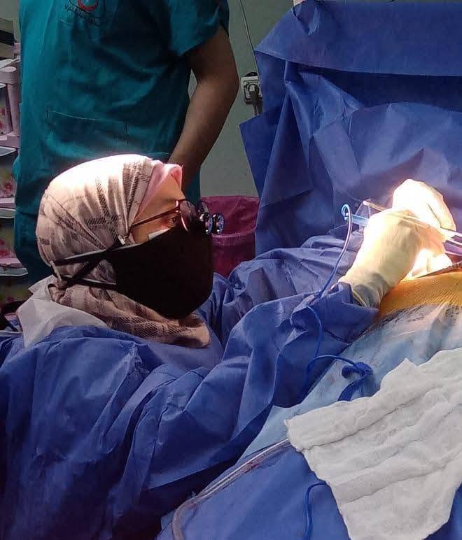 القاصد: تدخل جراحي عاجل بمستشفيات جامعة المنوفية ينقذ شابًا من الموت بعد إصابة نافذة بالقلب والصدر