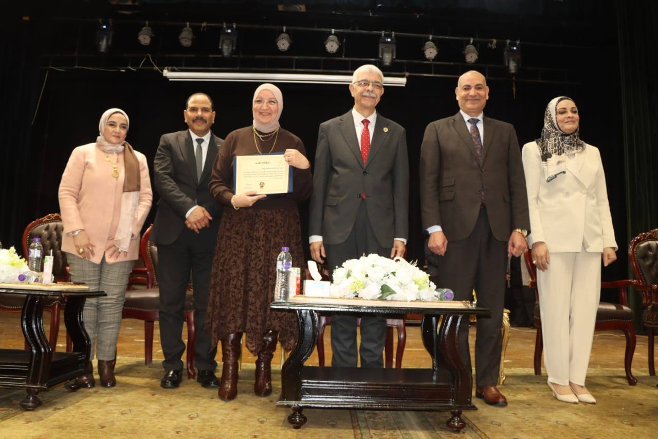 347 مكرمًا في عيد جامعة المنوفية الـ49 و رئيس الجامعة يؤكد الجهاز الإداري شريك رئيسي في مسيرة التميز المؤسسي