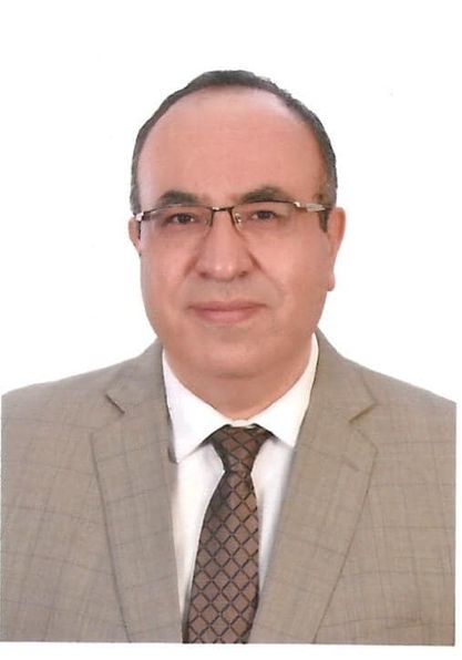 قرار  جمهورى بتعيين الدكتور حازم صالح نائبا لرئيس جامعة المنوفية