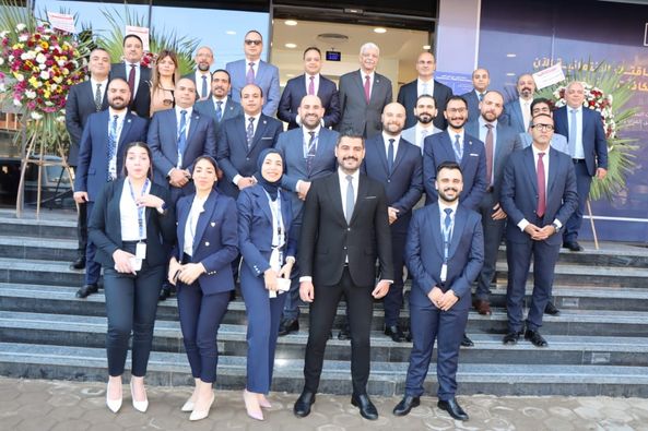 بنك الإمارات دبي الوطني يكرم رئيس جامعة المنوفية 