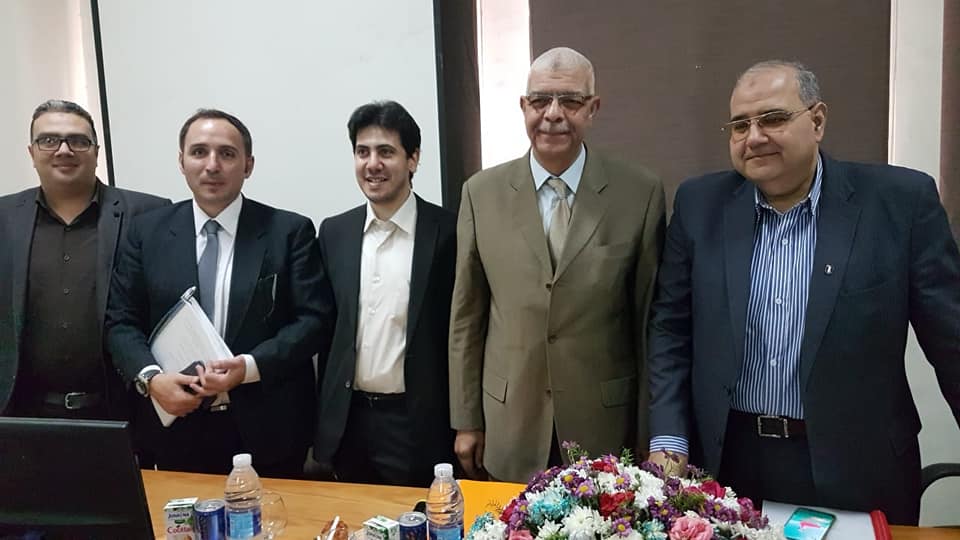 القاصد يناقش رسالة حول تقنيات إعادة تكوين الثدي في حالات الأورام الخبيثة بالثدي بقسم الجراحة بطب المنوفية
