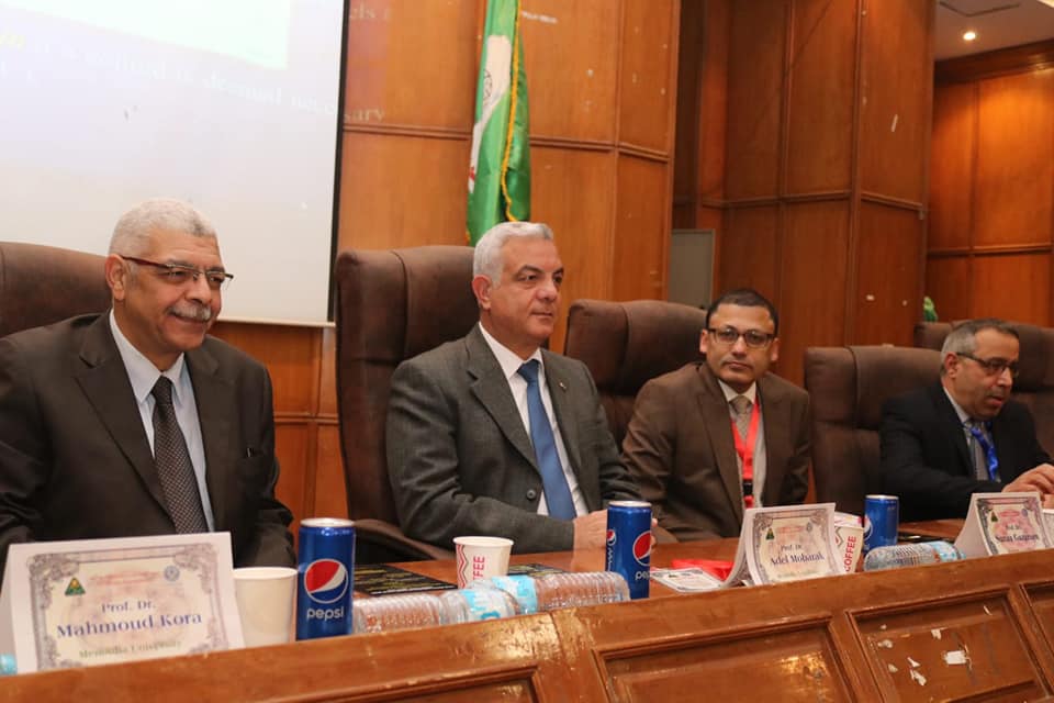 رئيس جامعة المنوفية يفتتح فعاليات المؤتمر 21 لقسم الباطنة بكلية الطب