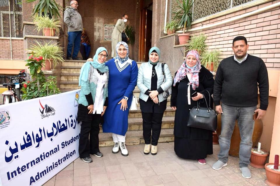 The Vice President of the University and the General Coordinator of Expatriates witness a workshop for expatriate coordinators in the faculties of the university