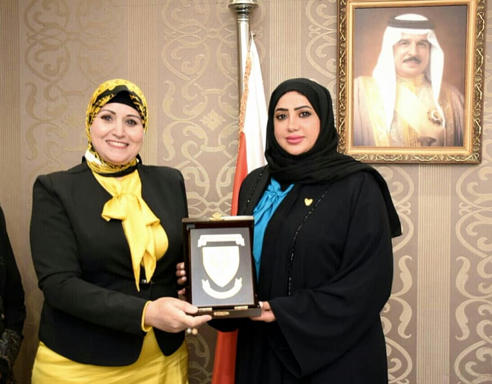 The General Coordinator of Expatriates at Menoufia University meets with the Cultural Counselor at the Embassy of the Kingdom of Bahrain in Cairo