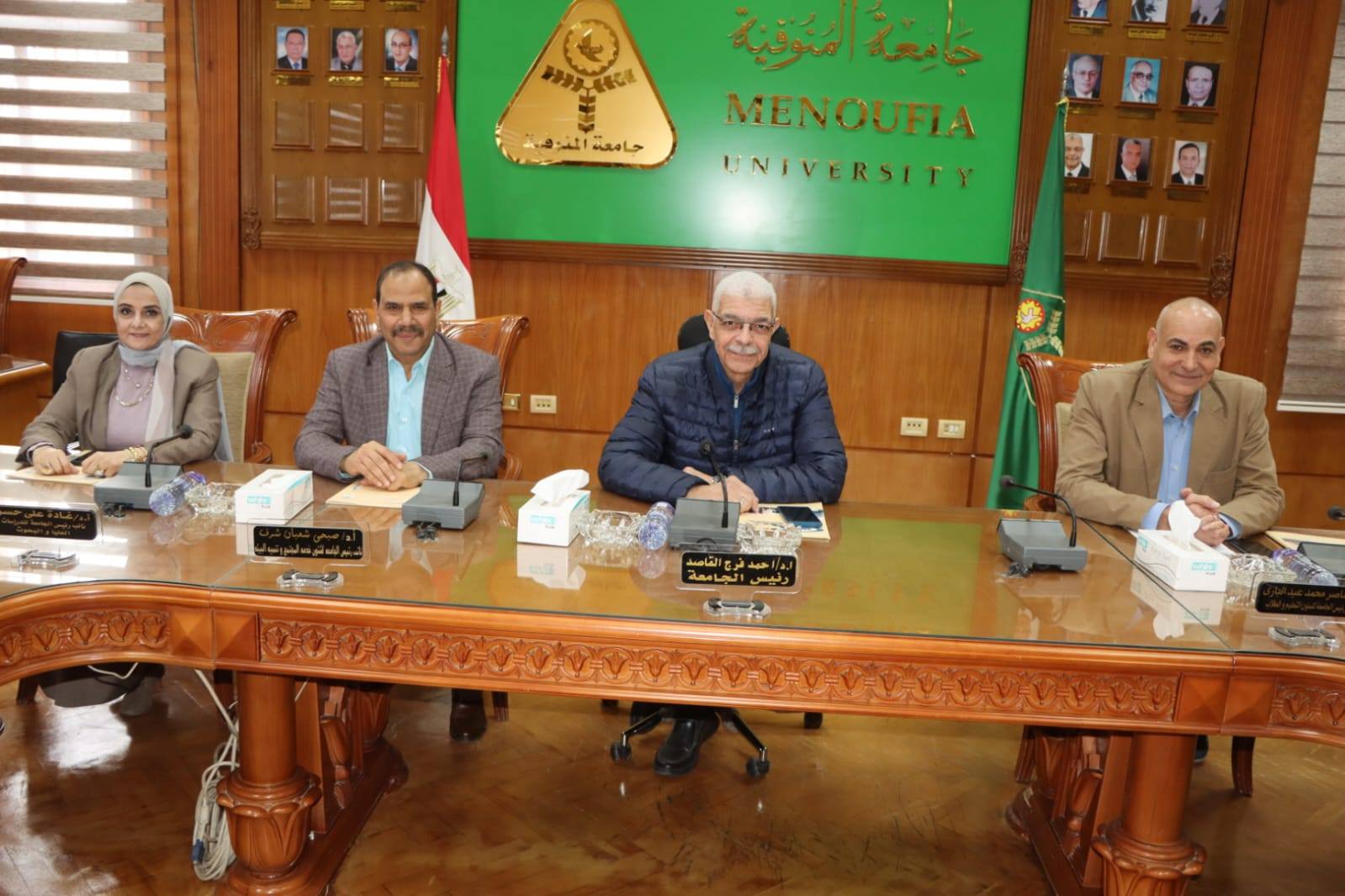 القاصد يترأس اجتماع مركز ضمان الجودة بجامعة المنوفية ويتابع جاهزية الكليات للاعتماد المؤسسي والبرامجي 