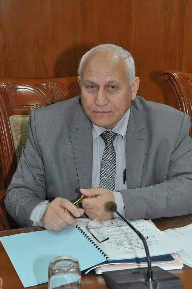الدكتور