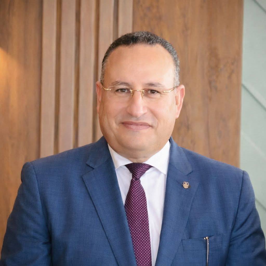 رئيس جامعة المنوفية يهنئ الدكتور عبد العزيز قنصوة بتوليه وزارة التعليم العالي والبحث العلمي ويؤكد دعمه لمسيرة تطوير التعليم العالي 