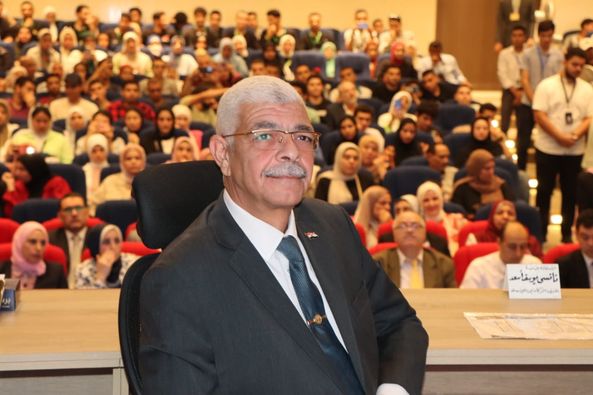 القاصد يشهد فعاليات اليوم التعريفى لبرنامج الصيدلة الإكلينيكة بجامعة المنوفية الأهلية 