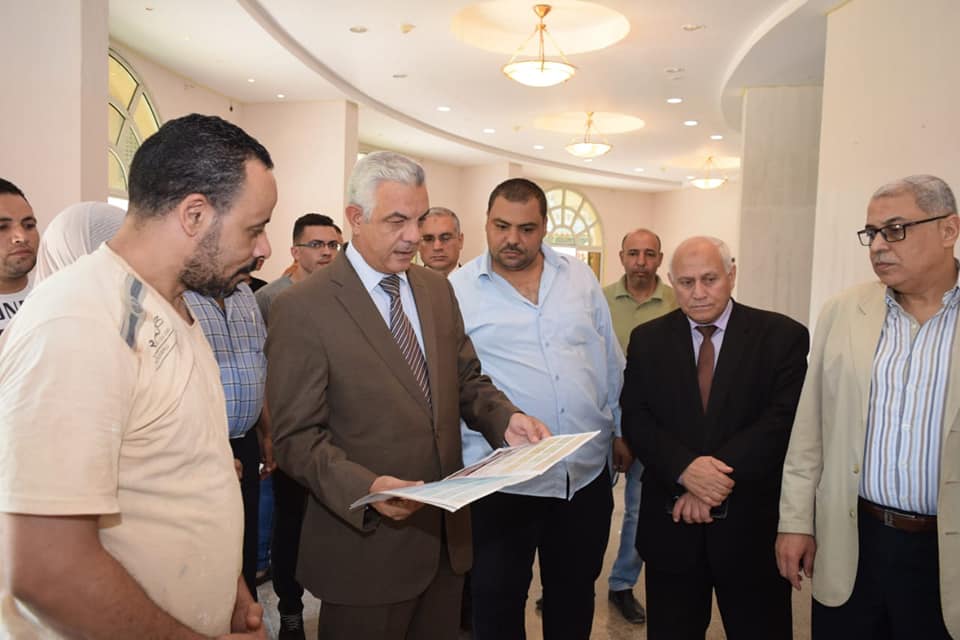 الدكتور