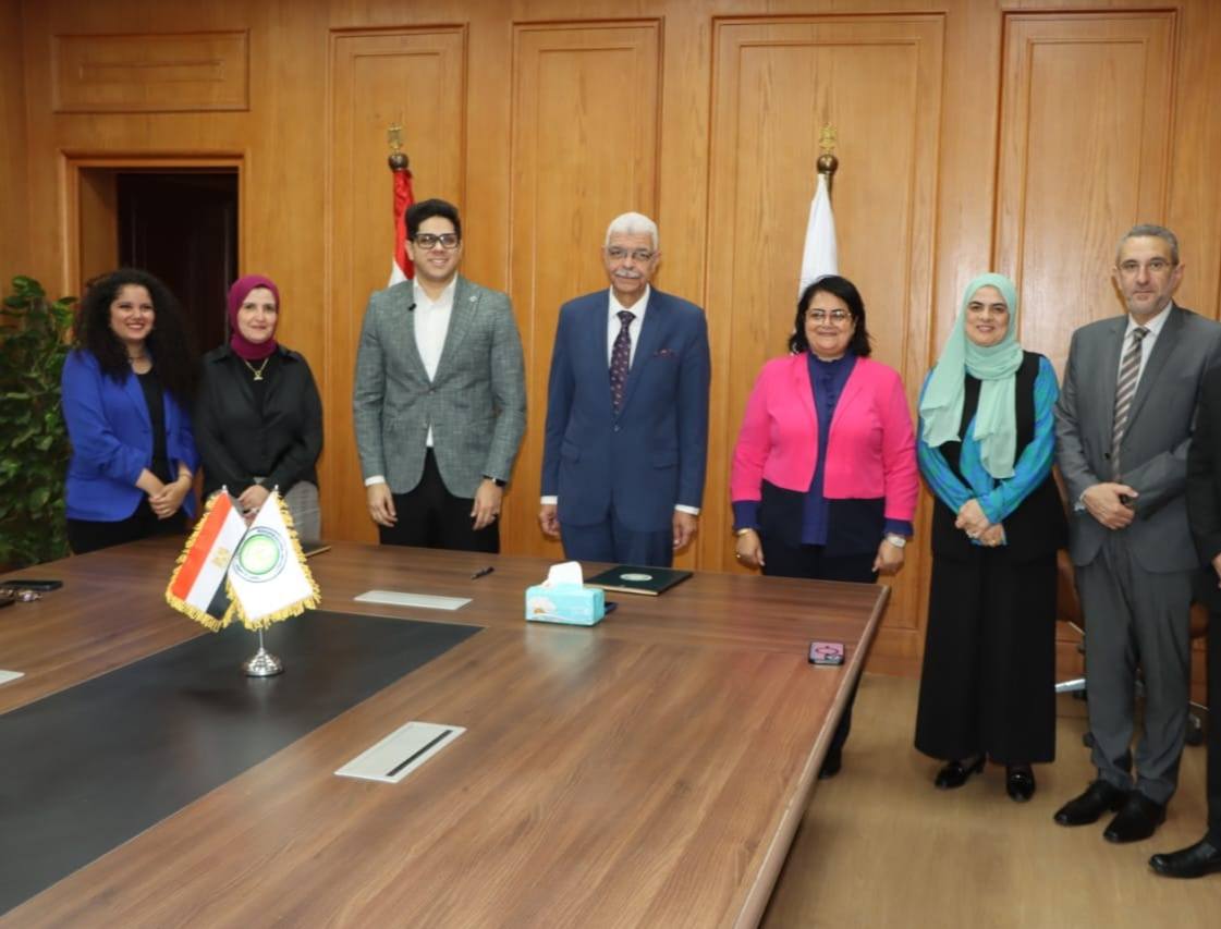 رئيس جامعة المنوفية يوقع بروتوكول تعاون مع شركة CEB لتعزيز التعاون الأكاديمي والتدريب التطبيقي لطلاب العلوم الصحية التطبيقية بجامعة المنوفية الأهلية رررررررر