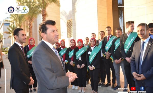 طلاب جامعة المنوفية  في زيارة  إلي مدينة المعرفة "والقاصد " يشيد بالدور الرائد  لوزارتي التعليم العالي والشباب والرياضة في تأهيل الطلاب علمياً وثقافيا ورياضياً