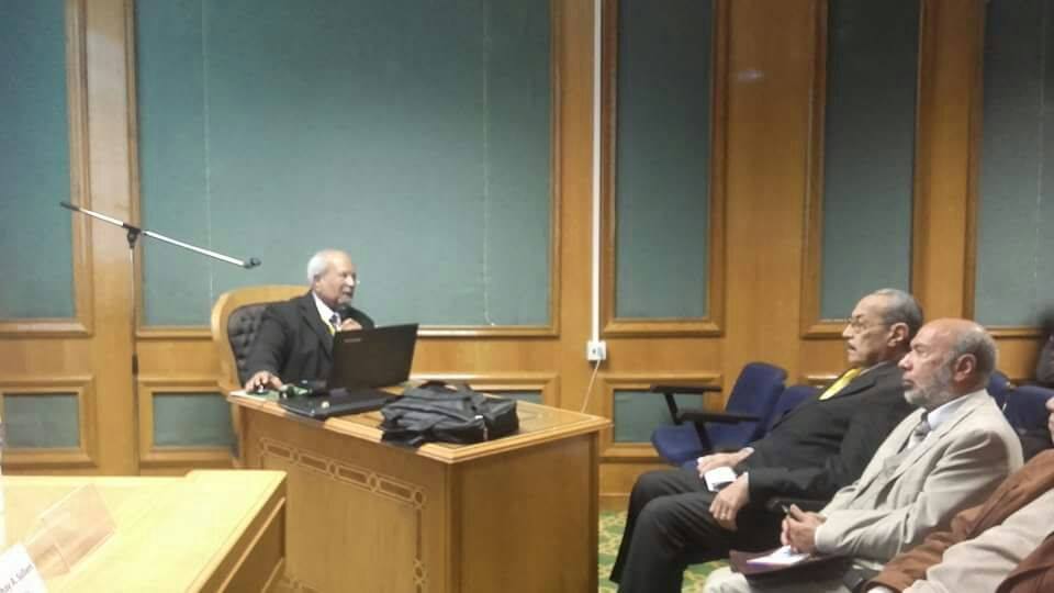 خبراء الطاقة الشمسية: