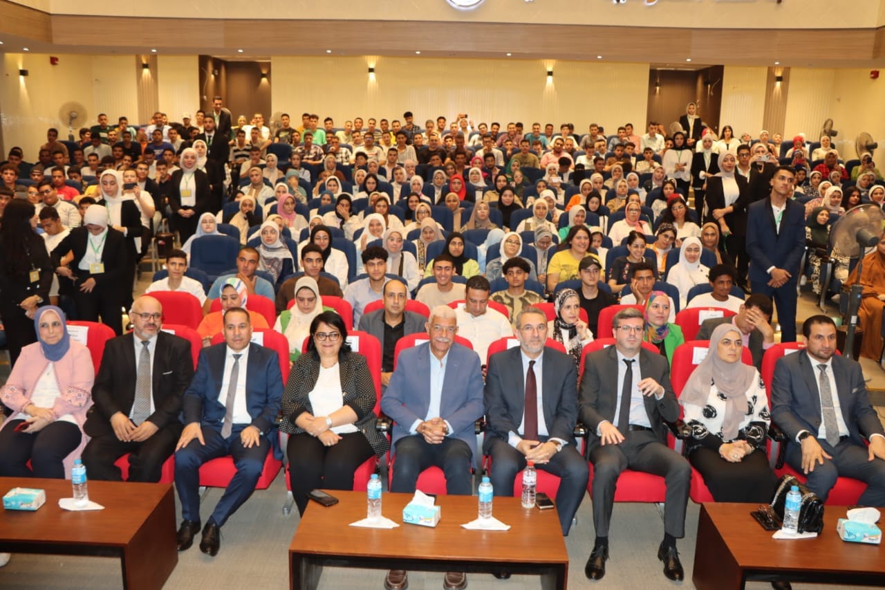 El-Kased follows up on the start of studies at Menoufia Private University and witnesses the activities of the introductory day for the Faculty of Veterinary Medicine