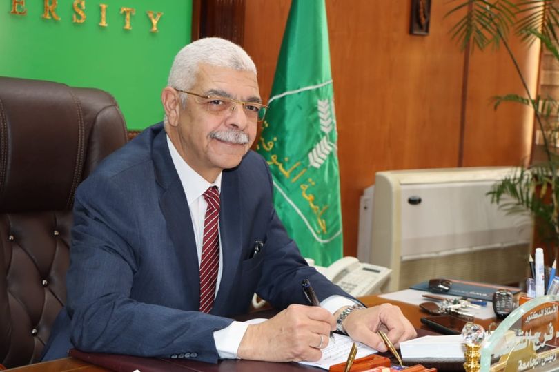 The President of Menoufia University convenes the Libraries and Central Library Committees and announces the names of the winning libraries in the evaluation of the current academic year