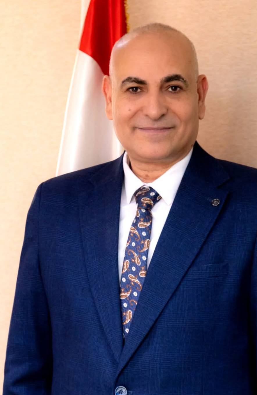 رئيس جامعة المنوفية يهنئ الدكتور ناصر عبد البارى لصدور القرار الجمهوري بتعيينه رئيسًا لجامعة مدينة السادات 