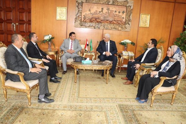 رئيس جامعة المنوفية يستقبل لجنة من وزارة التخطيط لدراسة إدراج مشروع المدينة الطبية بالخطة المالية