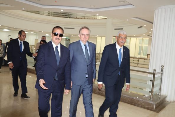 President of Menoufia University receives the Governor and the European Union Ambassador to Menoufia Private University The Ambassador confirms that Menoufia Private University exceeded his expectations and praises the distinguished level of the university