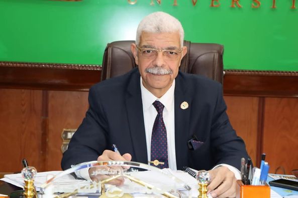 The President of Menoufia University announces during the Graduate Studies Council meeting the establishment of 3 international offices to support researchers and international publishing and to place the university in the ranks of international universities