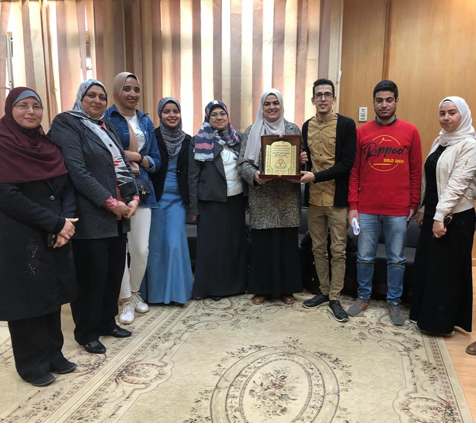 العلوم الطبية تكرم طلاب الكلية الفائزين في مسابقة أوائل الأسر بالجامعة