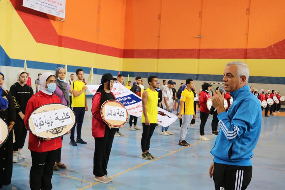 Mubarak launches the signal for the start of the sports league festival for the faculties of Menoufia University