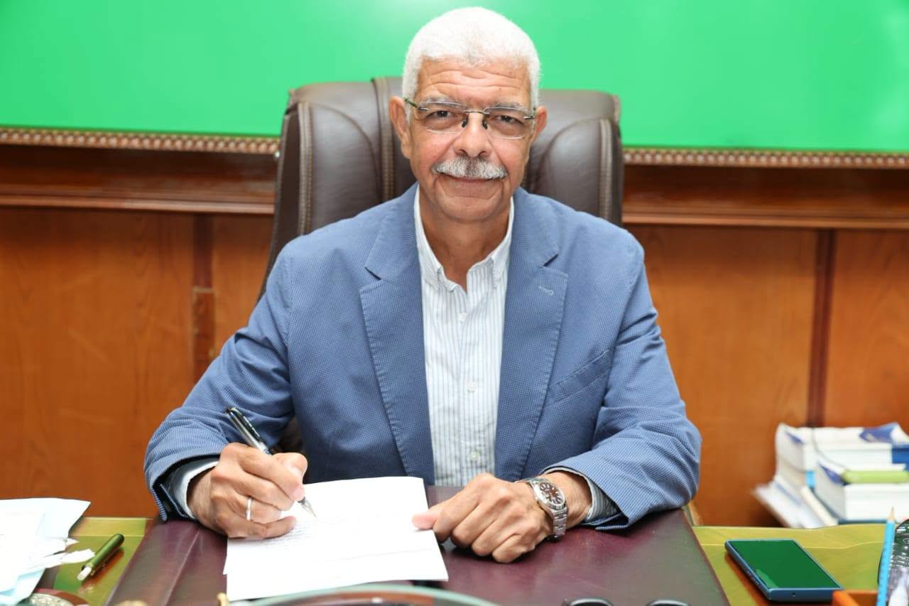 رئيس جامعة المنوفية يترأس اجتماع لجنة مجلس العمداء لمتابعة ملفات التطوير وتعزيز منظومة العمل الجامعي