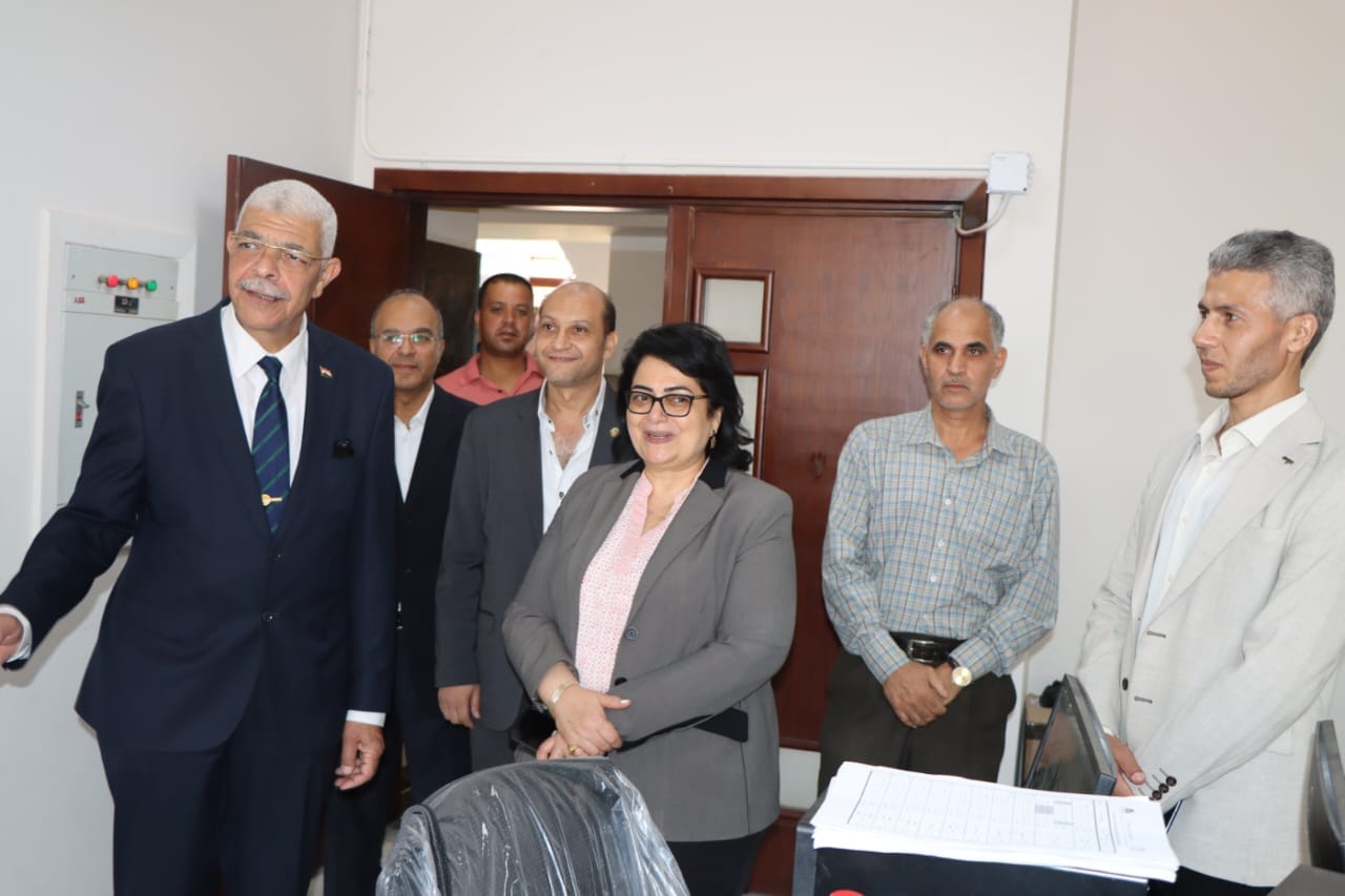رئيس جامعة المنوفية يختتم جولته التفقدية للجان الامتحانات اليوم بكلية الحاسبات والمعلومات وكلية الذكاء الاصطناعي 