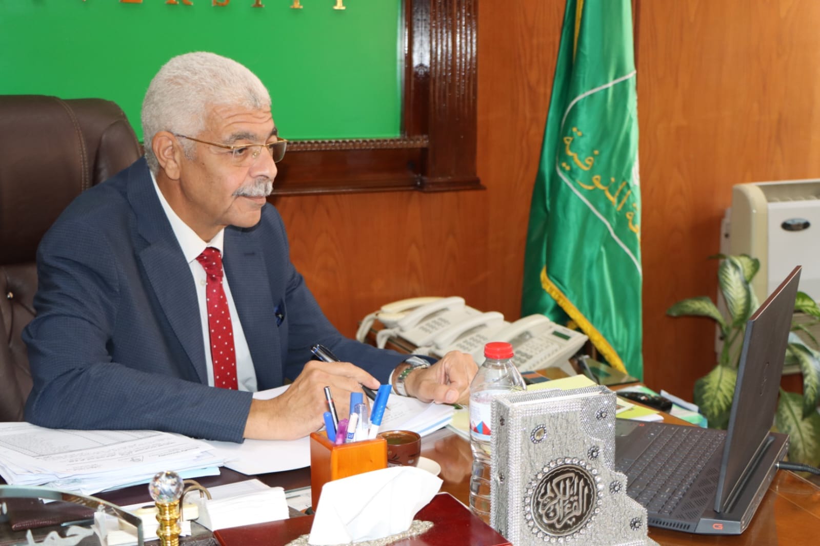 President of Menoufia University holds a meeting of the Graduate Studies Council online