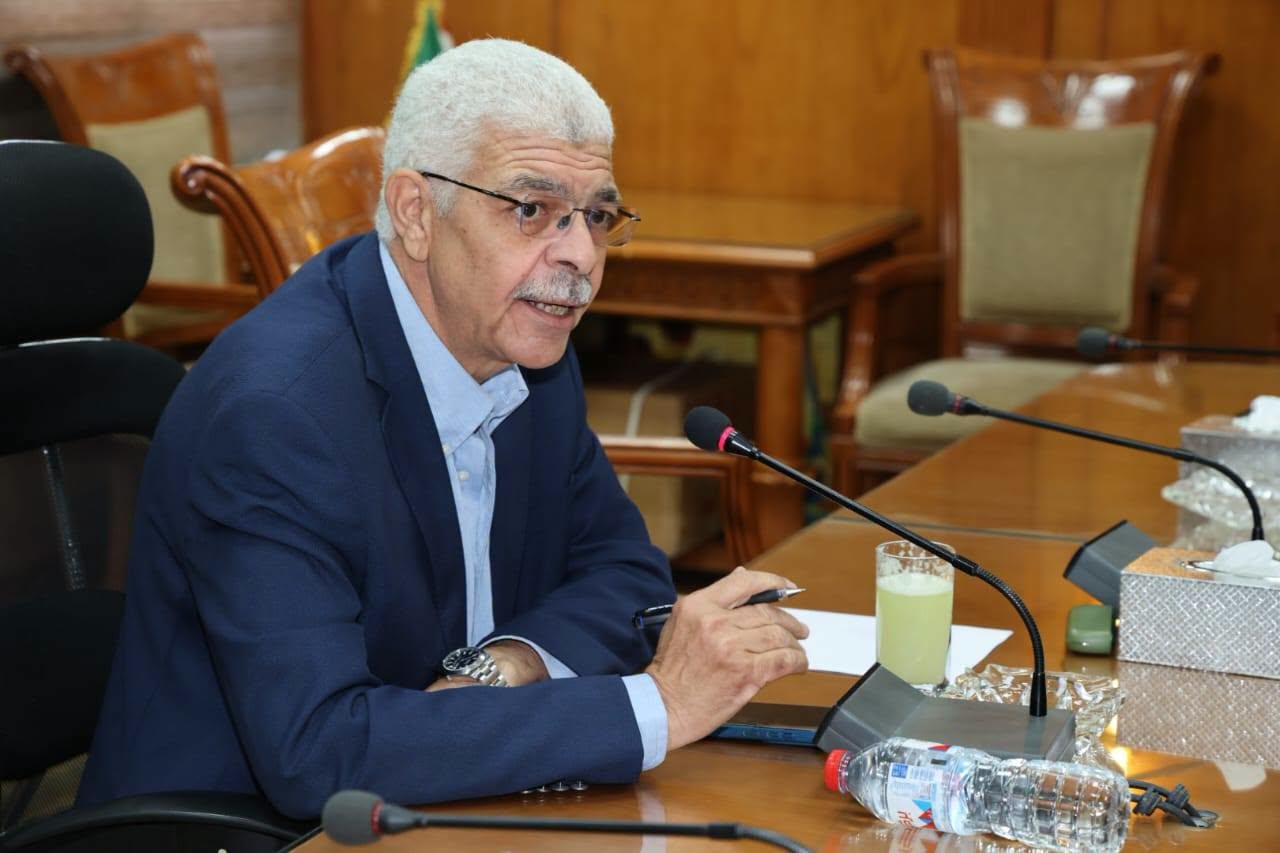 رئيس جامعة المنوفية يطلق خطة تسويقية شاملة لتعزيز تنافسية الجامعة وزيادة أعداد الطلاب الوافدين