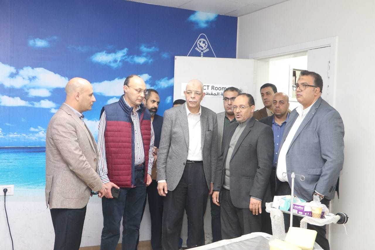 رئيس جامعه المنوفيه يتفقد المستشفيات الجامعية  للاطمئنان على جاهزيتها  لاستقبال المرضى أثناء  إجازة عيد الفطر المبارك 